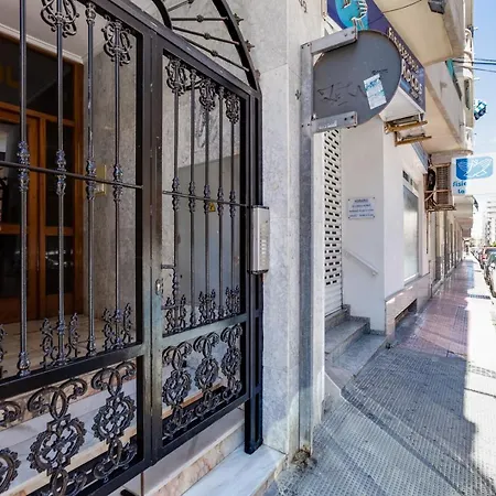 Gumersindo Near The Sea 또레비에하