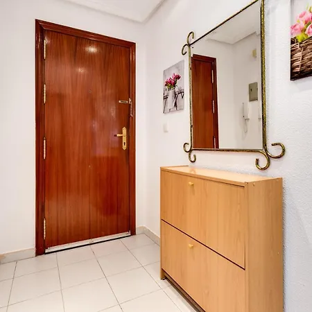 Gumersindo Near The Sea 또레비에하