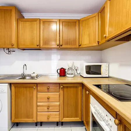 Gumersindo Near The Sea Апартаменты Торевьиа