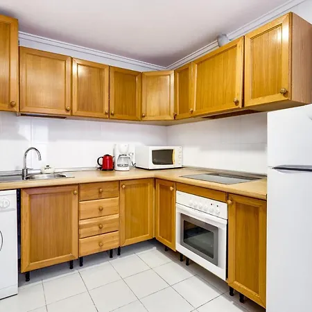 Gumersindo Near The Sea Апартаменты Торевьиа